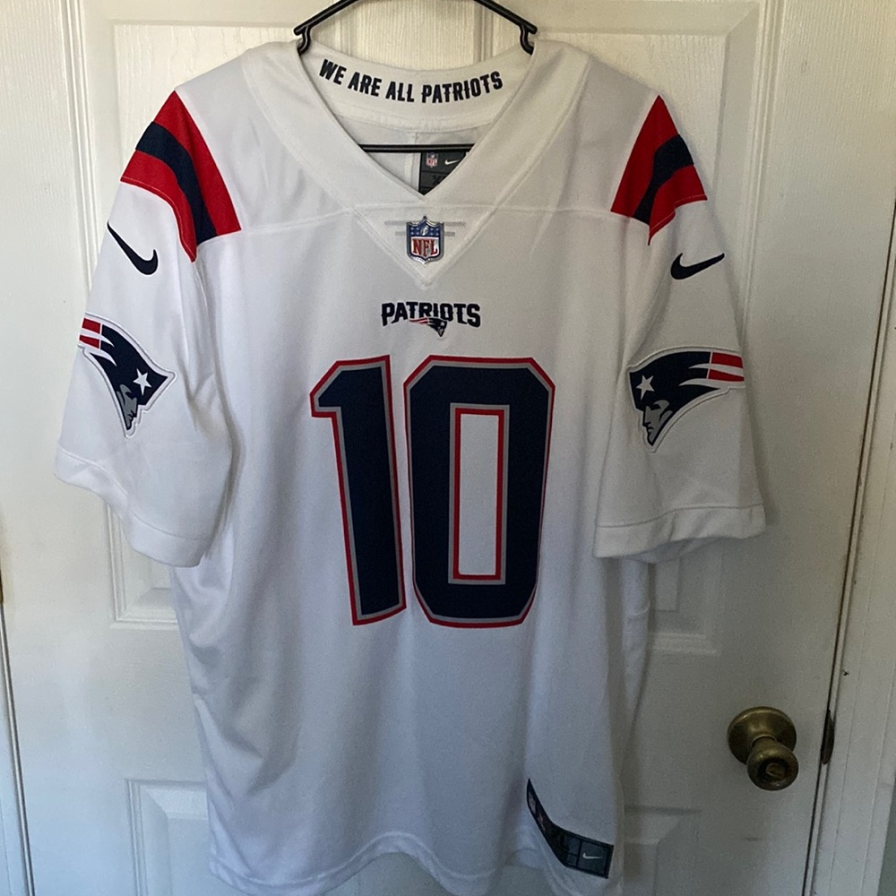 Men’s New England Patriots Mac Jones Jersey